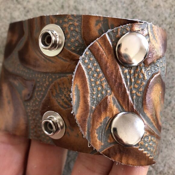 NEW Genuine leather cuff bracelet. Bronze brown - Picture 2 of 6